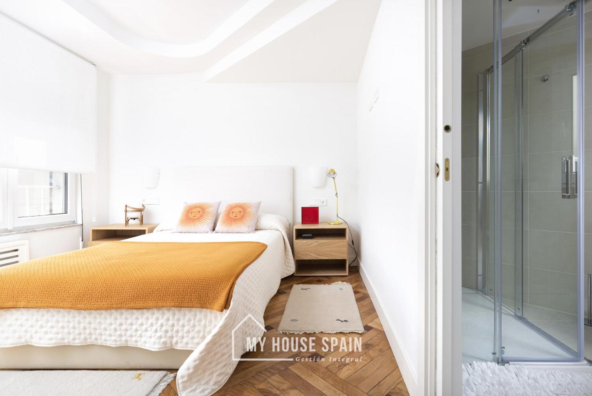 Myhousespain - Centrico Piso Junto A La Playa Gijon Exterior photo