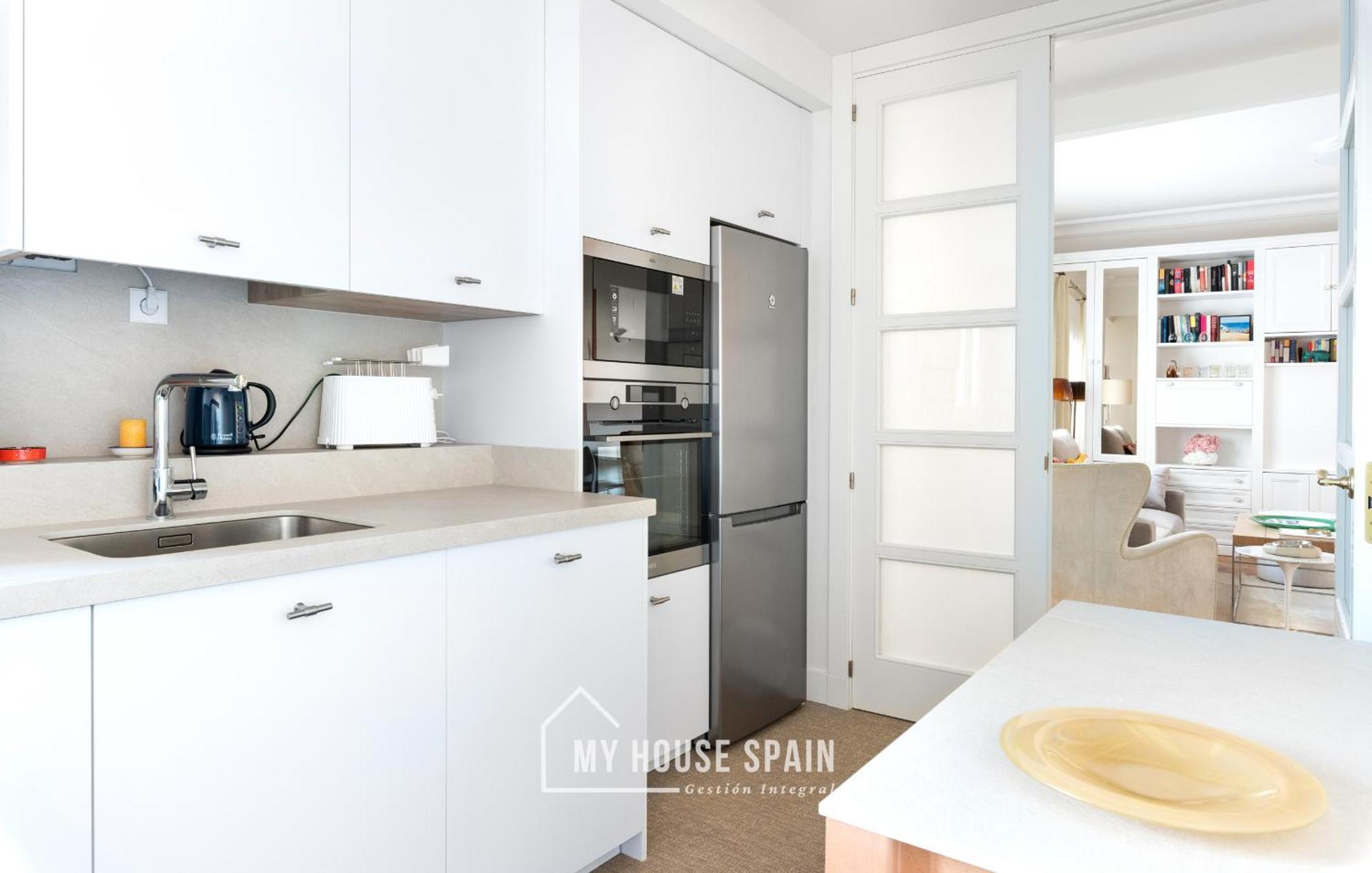 Myhousespain - Centrico Piso Junto A La Playa Gijon Exterior photo